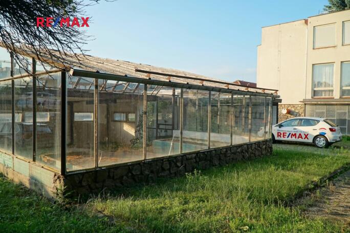 Prodej třípodlažního  rodinného domu 6 + 1 + technické místnosti - obrázek 24