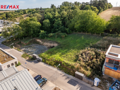 2949863.jpg 2949863.jpg