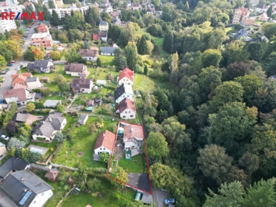 3040736.jpg 3040736.jpg