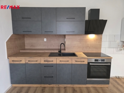 Pronájem bytu 2+1, 65 m2, Teplice