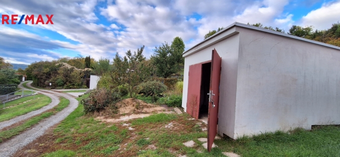 3035468.jpg 3035468.jpg