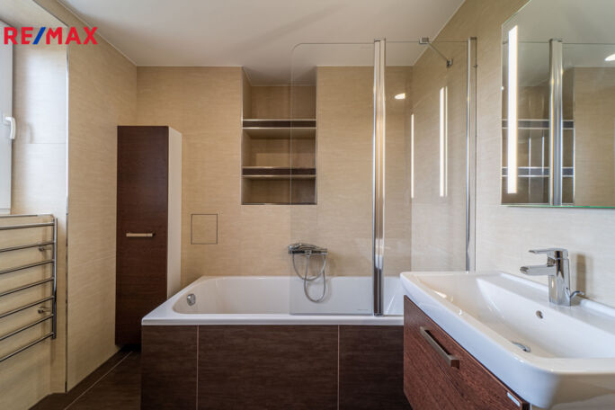 Prodej bytu 2+1, 62 m2, Zbýšov - obrázek 2