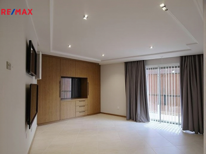 2781311.jpg 2781311.jpg