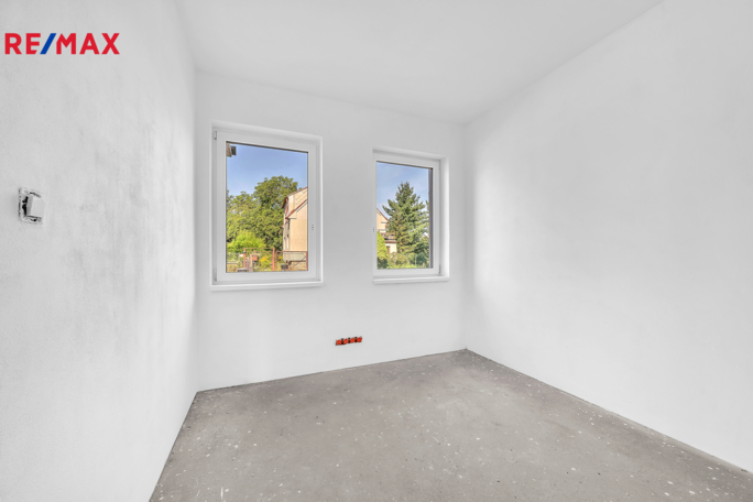 2958713.jpg 2958713.jpg