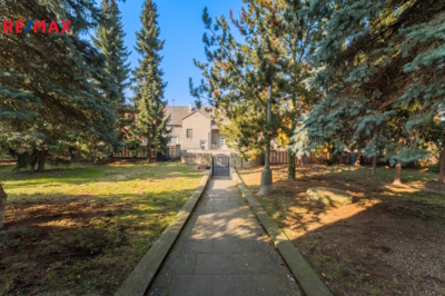 3143980.jpg 3143980.jpg