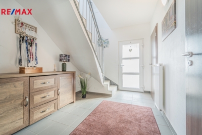 3033874.jpg 3033874.jpg