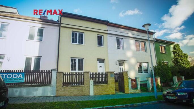 Prodej rodinného domu 165m2, pozemek 147m2 Prodej rodinného domu 165m2, pozemek 147m2