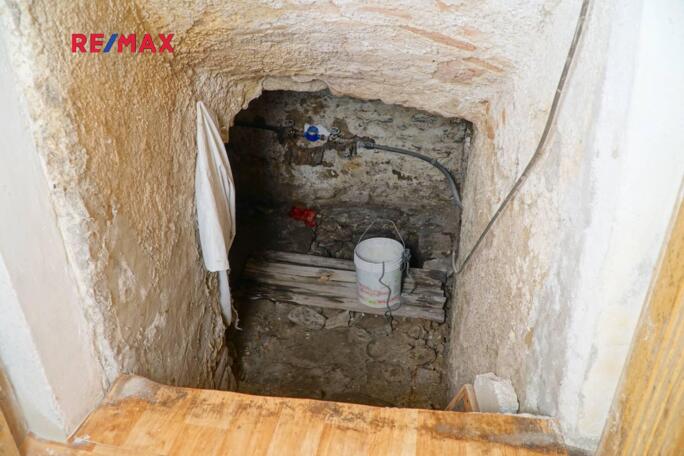 Prodej RD 3+1 s halou, stodolou a parkovacím místem - obrázek 24