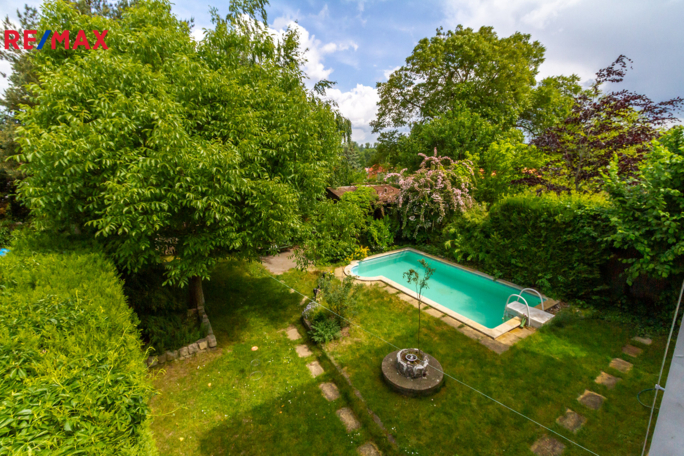 2817491.jpg 2817491.jpg