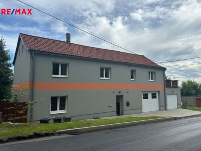 2915109.jpeg 2915109.jpeg