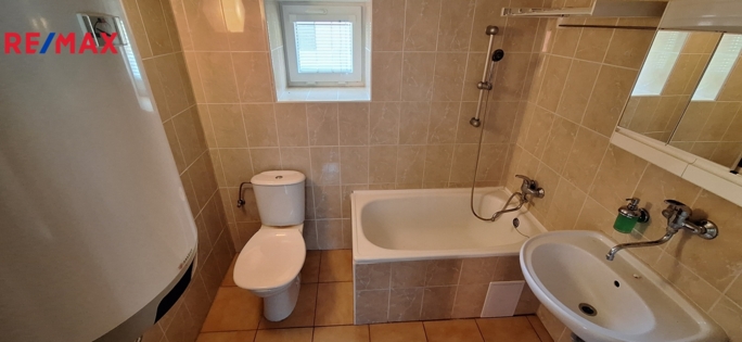 2937472.jpg 2937472.jpg