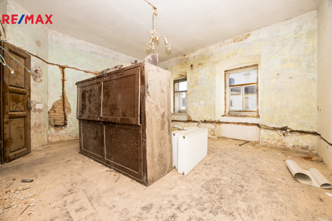 2731687.jpg 2731687.jpg