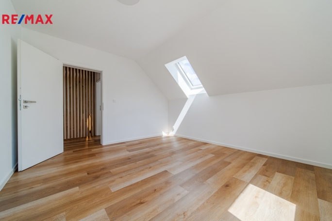 Prodej rodinného domu, 151 m2, Lysice - obrázek 47