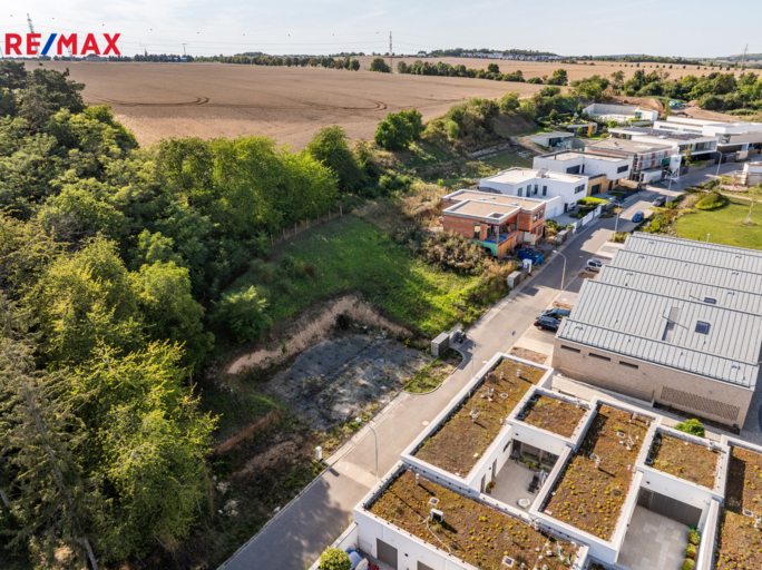 2952168.jpg 2952168.jpg