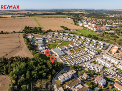 2951399.jpg 2951399.jpg