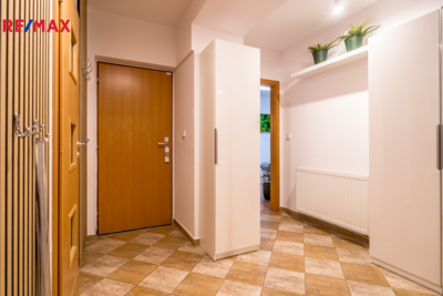 3073399.jpg 3073399.jpg