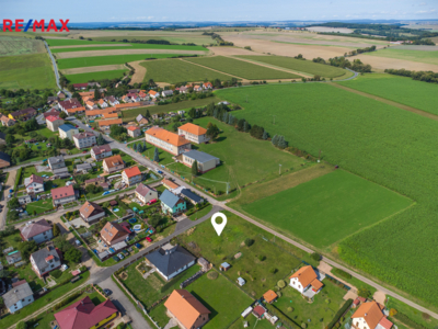 3076489.jpg 3076489.jpg