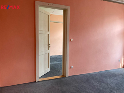 2846956.jpeg 2846956.jpeg