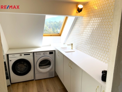 3030159.jpg 3030159.jpg