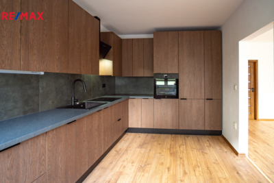 Prodej bytu 4+1, 75 m2, Teplice