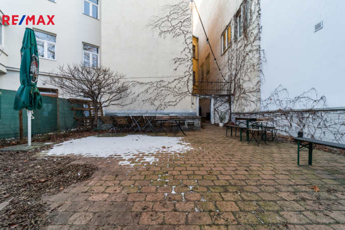 3162424.jpg 3162424.jpg