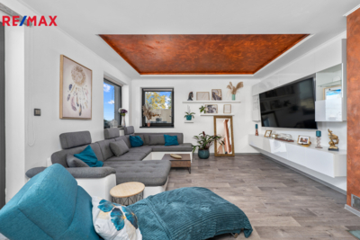 3073062.jpg 3073062.jpg