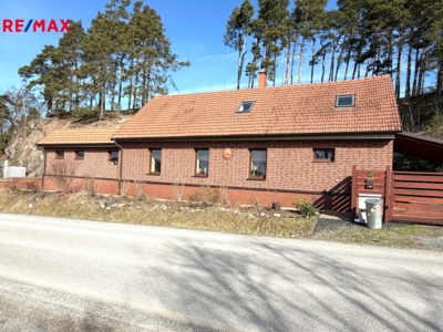 Prodej rodinného domu, 200 m2, Budišov