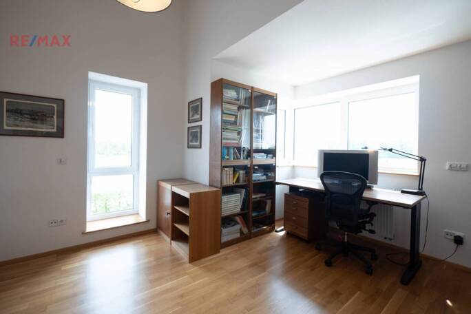 Prodej rodinného domu, 200 m2, Brno - obrázek 18