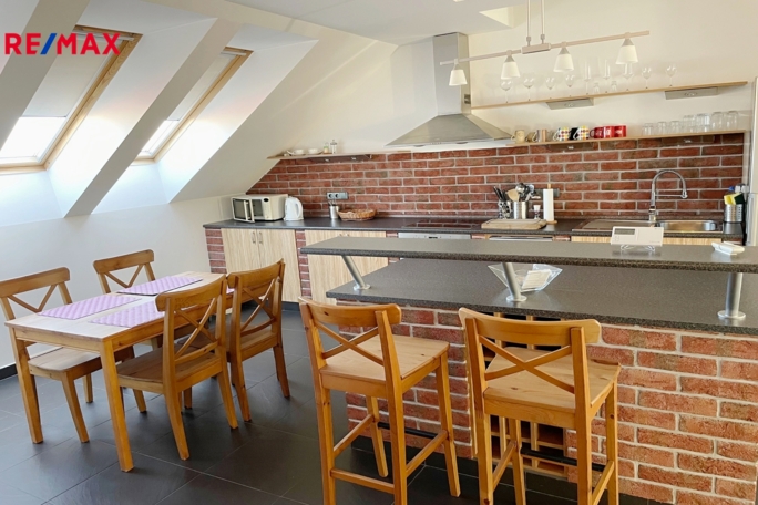 Pronájem bytu 2+kk, 85 m2, Kolín