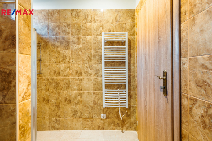 3066629.jpg 3066629.jpg