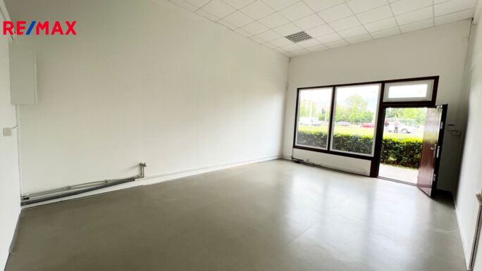 Pronájem obchodního prostoru, 40 m2, Ostrava - obrázek 5