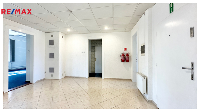 2732085.jpg 2732085.jpg