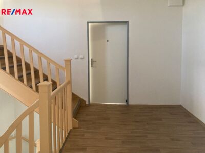 2470003.jpeg 2470003.jpeg