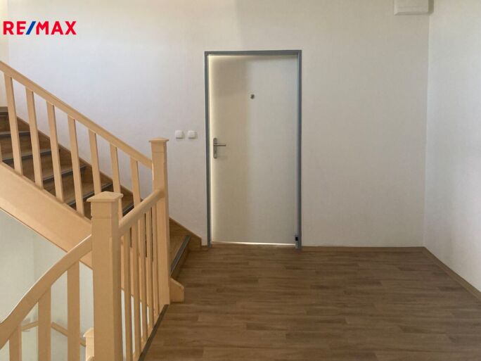 2470003.jpeg 2470003.jpeg