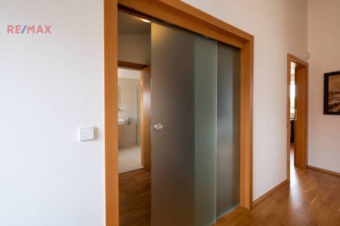 Prodej rodinného domu, 200 m2, Brno - obrázek 20