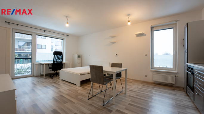 Pronájem bytu 1+kk, 39 m2, Moravany - obrázek 2