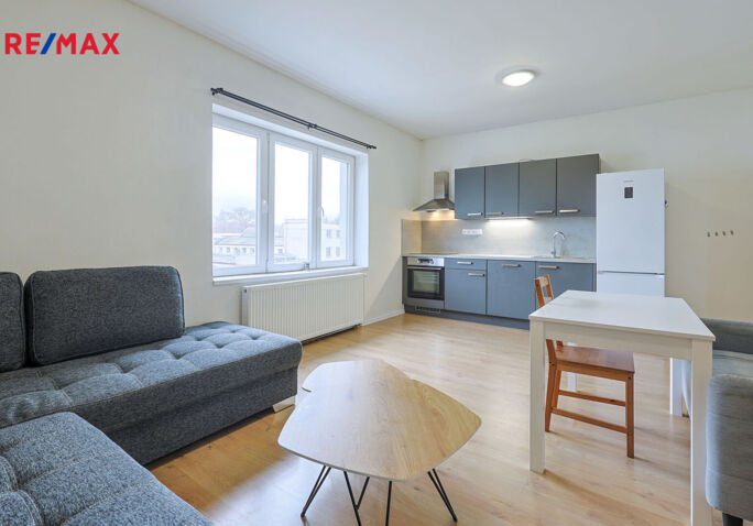 Pronájem bytu 2+kk, 54 m2, Přehýšov