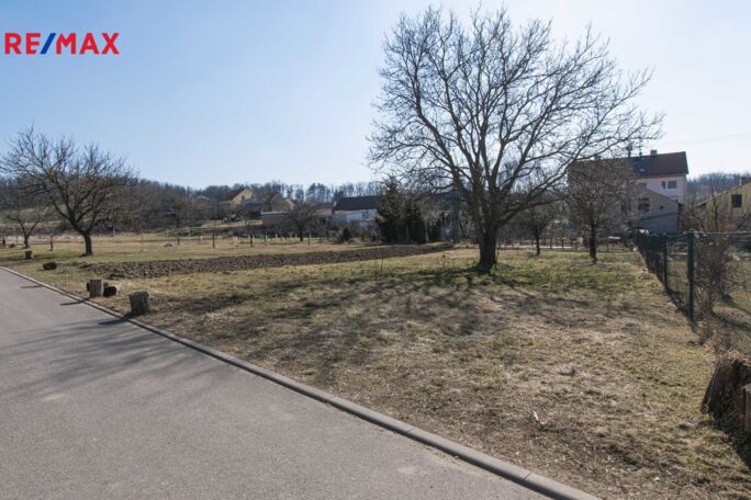 Prodej pozemku pro bydlení, 733 m2, Oleksovice - obrázek 1