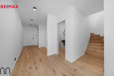 2857621.jpg 2857621.jpg