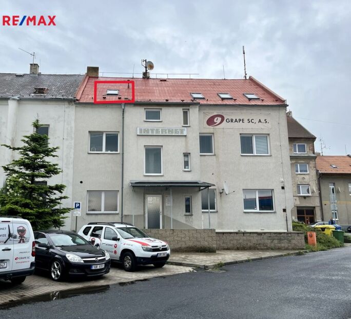 Pronájem bytu 2+kk, 47 m2, Chomutov