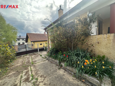 2763667.jpg 2763667.jpg