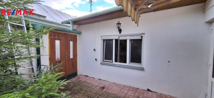 3035472.jpg 3035472.jpg