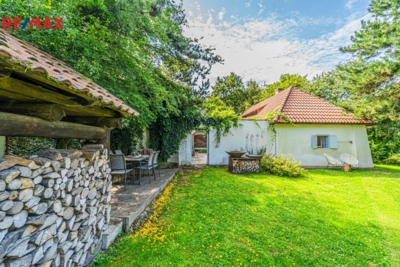 2952275.jpg 2952275.jpg