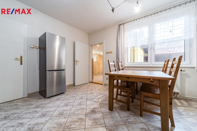 3130528.jpeg 3130528.jpeg