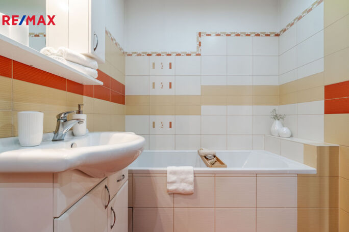 Prodej rodinného domu, 276 m2, Hodonín - obrázek 26
