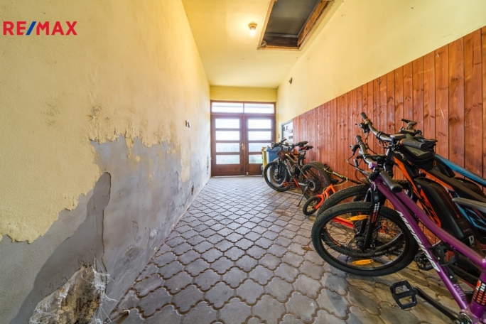 3130533.jpeg 3130533.jpeg