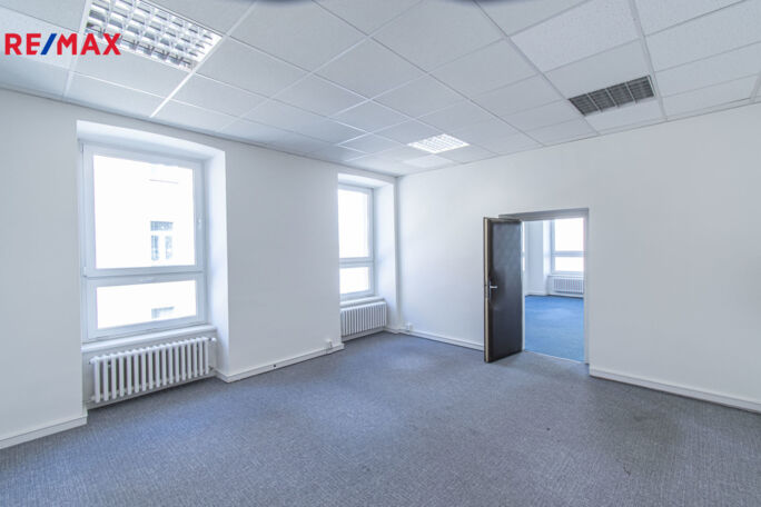 Pronájem prostoru kanceláří, 56 m2, Brno - obrázek 2