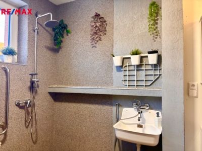 3142332.jpg 3142332.jpg