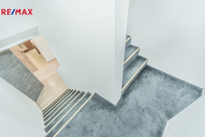 3036360.jpg 3036360.jpg