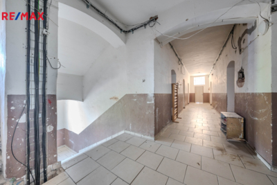 2956957.jpg 2956957.jpg